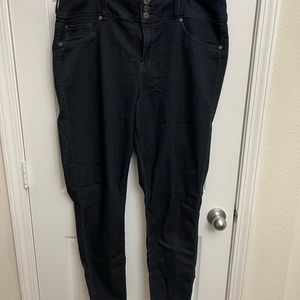 Torrid Jeggings, size 20 Tall, never worn.